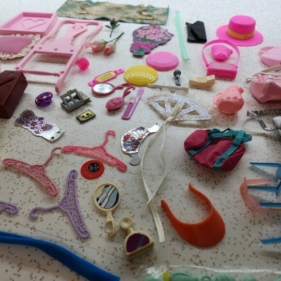 Barbie 1980's & 1990's Part Bundle - Picture 4 of 5